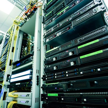 Netzwerke & Server