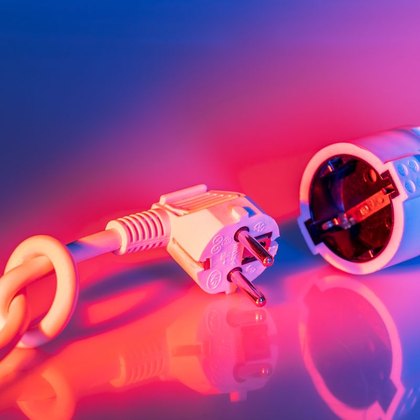 Schutzkontaktstecker & -steckdosen