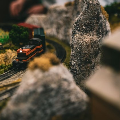 Züge & Eisenbahnsets