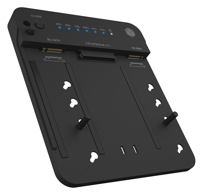 ICY BOX HDD / SSD Dockingstation - Klonfunktion Schächte: 3 - 2,5 / 3,5 gemeinsam genutzt, M.2 (6,4 cm/8,9 cm)