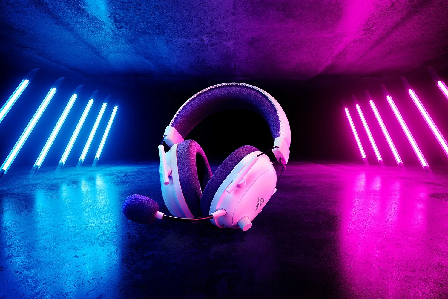 Razer BlackShark V2 PRO - 2023 Edition - Headset - Weiß, Ansicht 2
