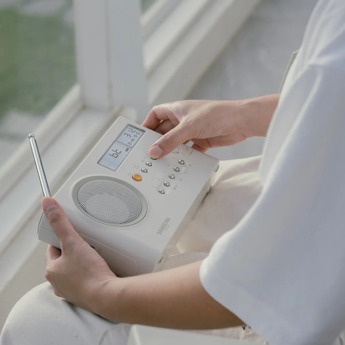 Sangean Electronics PR-D4 BT Pastel Cream - Audio, Ansicht 2