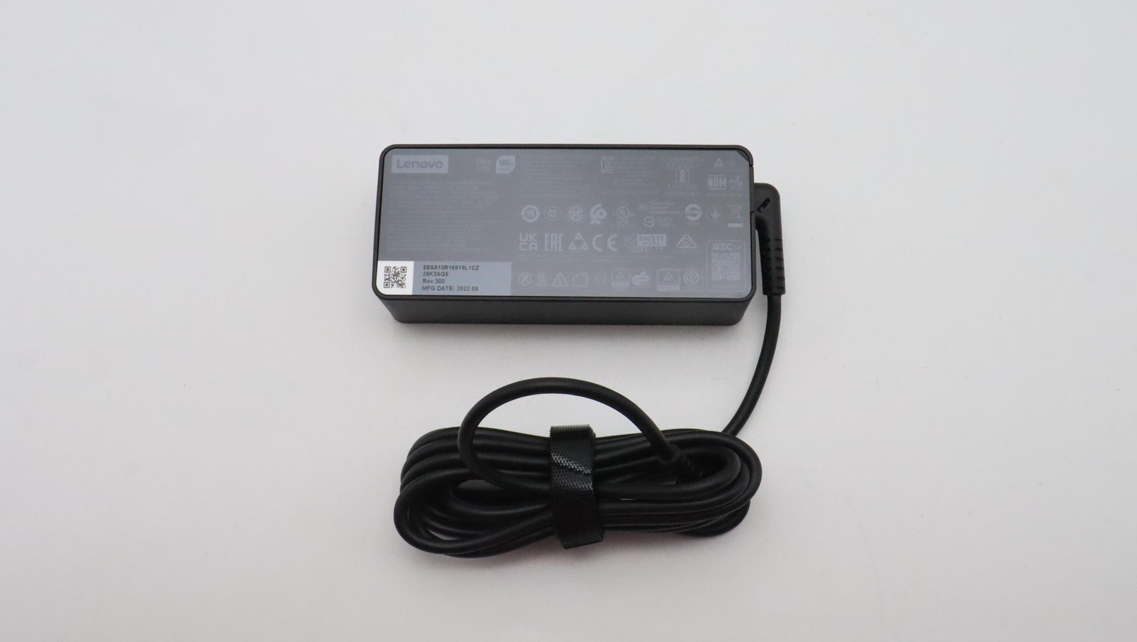 Lenovo AC Adapter USB Type-C includes power cable - PC-/Server Netzteil - 65.000 W