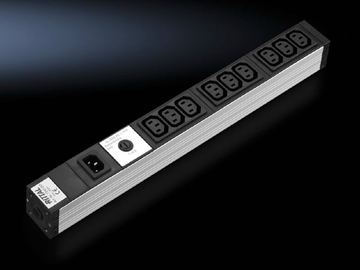 Rittal Steckdosenleiste (Rack - einbaufähig) - Eingabe, Eingang IEC 60320 C14 - Ausgänge: 9 (power IEC 60320 C13) von LumaTech