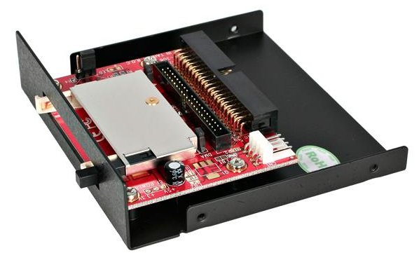 StarTech.com 3,5 Zoll Laufwerksschacht IDE auf CF SSD Kartenleser - CompactFlash - Solid State Drive - Kartenleser