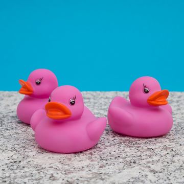 Thumbs Up 1001800 - Badeente aus Gummi - Junge/Mädchen - Lichteffekte - Pink von LumaTech