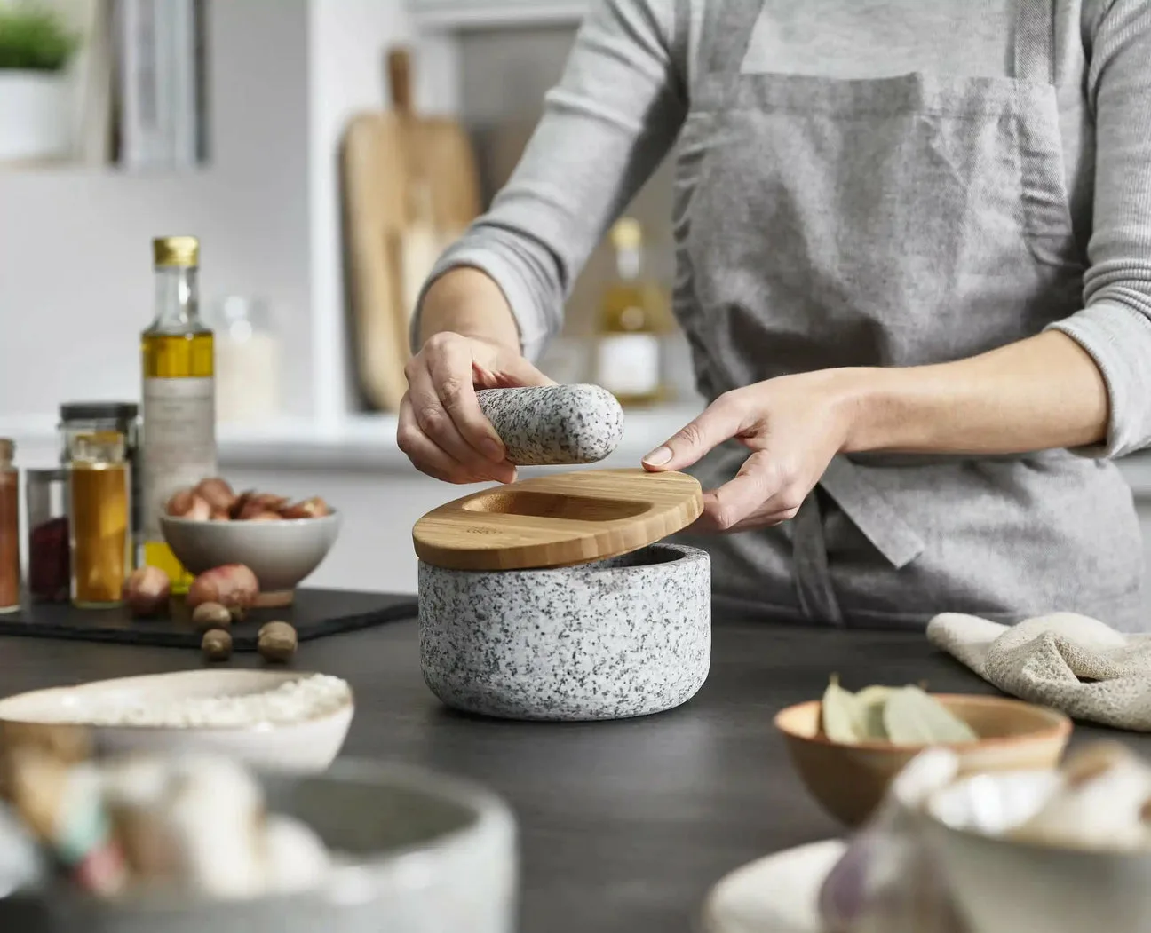 Joseph Joseph Dash Pestle, Ansicht 3