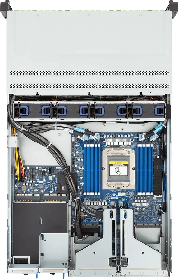 Gigabyte R263-Z36-AAJ1 rev 3.x, Ansicht 4