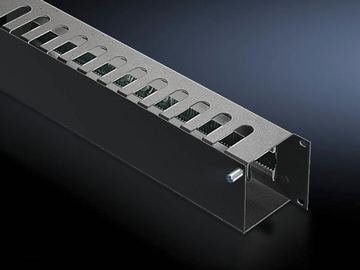 Rittal Rack-Kabelführungsplatte mit Abdeckung - RAL 9005 - 2U - 48.3 cm (19) von LumaTech