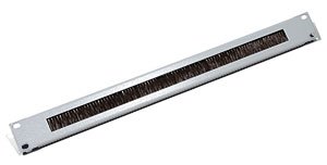 TRITON Rack-Blende mit Bürste für Kabeldurchführung