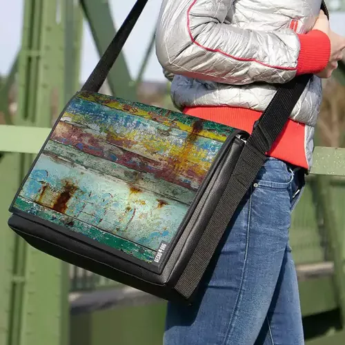Lasche 2001 | Mauer, Ansicht 2