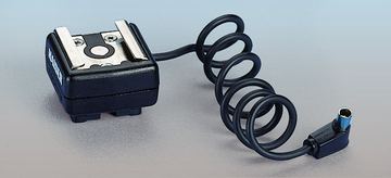 Kaiser Fototechnik Synchro-Adapter für Blitz - PC-Terminal männlich zu Hot Shoe weiblich von LumaTech