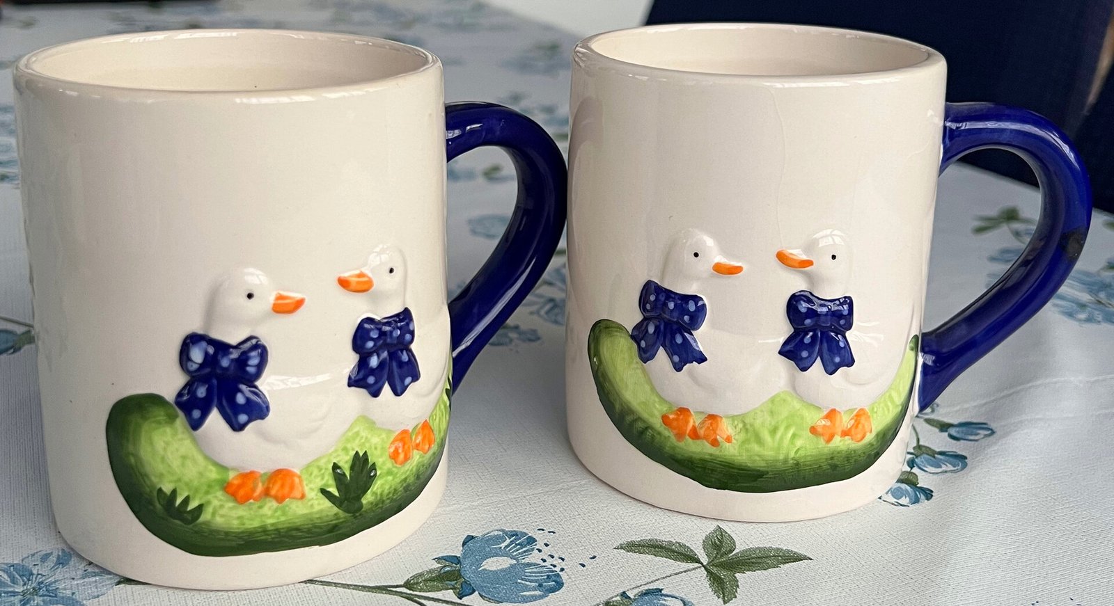 Hübsche Kaffeetassen 2-er Set "Gänse"