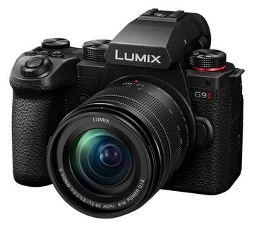 Panasonic Lumix G9 II+ 12-60mm F3.5-5.6 MILC Live MOS Schwarz - 25,21 MP - 7,62 cm von LumaTech