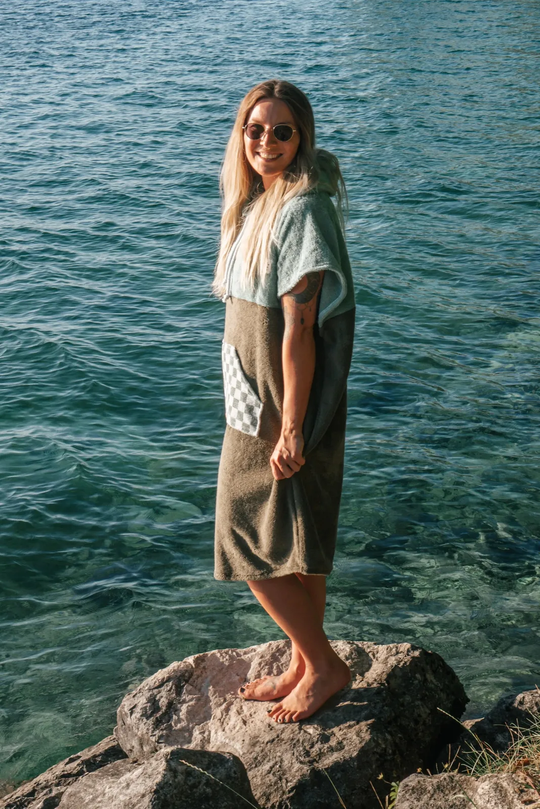 Surfponcho Green Drift Unisex aus Bio-Frotte - Limited Edition, Ansicht 2