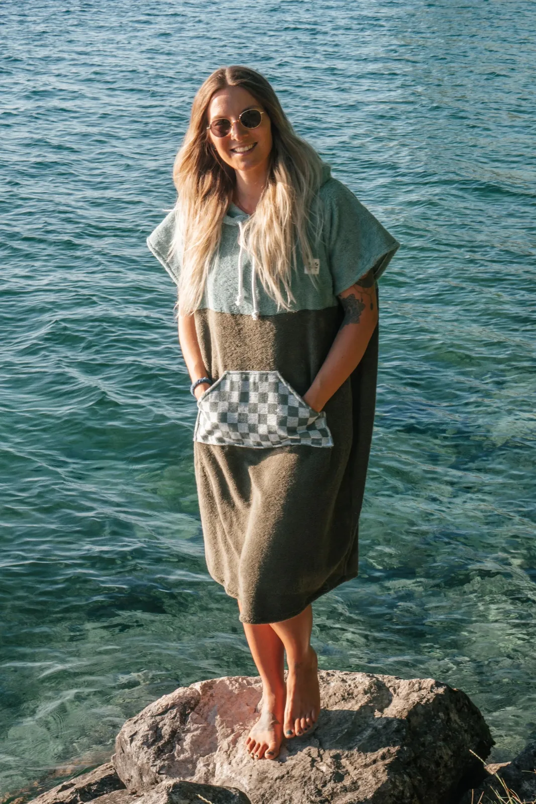 Surfponcho Green Drift Unisex aus Bio-Frotte - Limited Edition, Ansicht 3