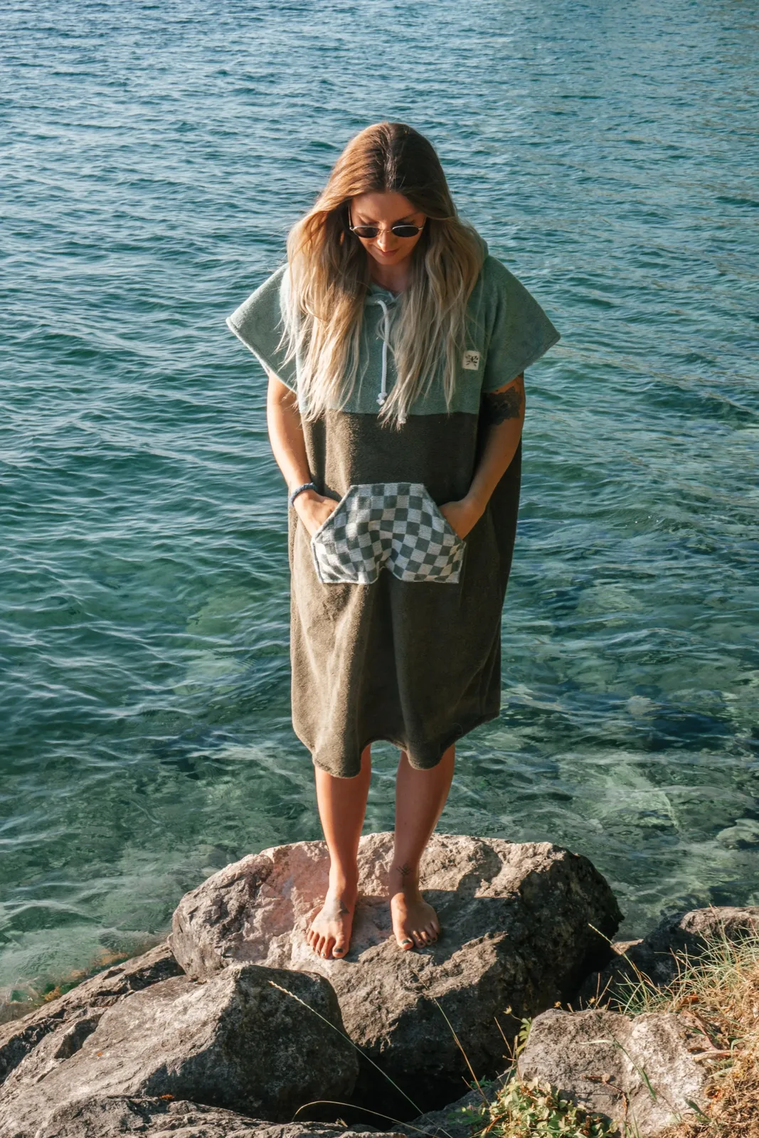 Surfponcho Green Drift Unisex aus Bio-Frotte - Limited Edition, Ansicht 4