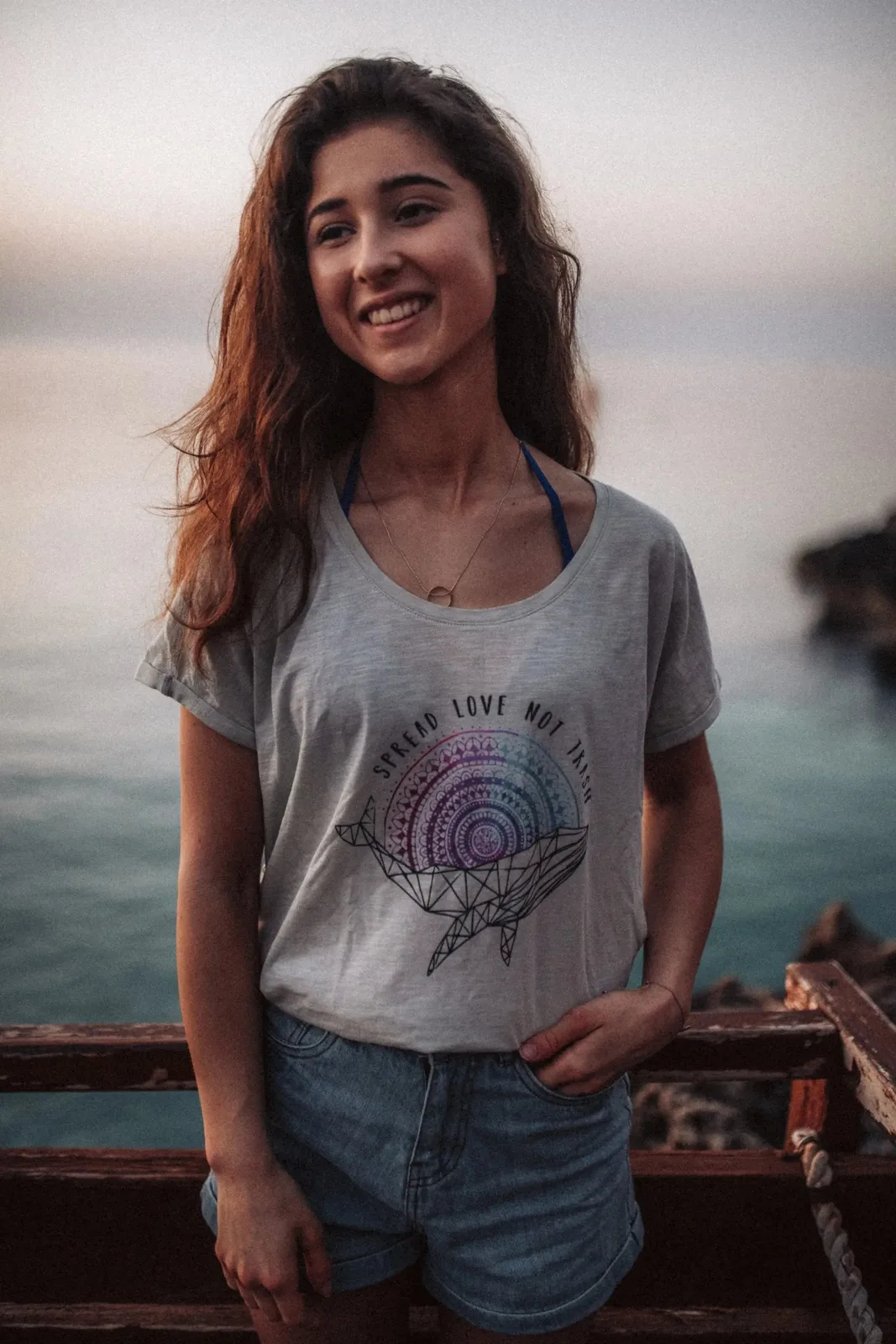 Spread Love Shirt Damen, Ansicht 2