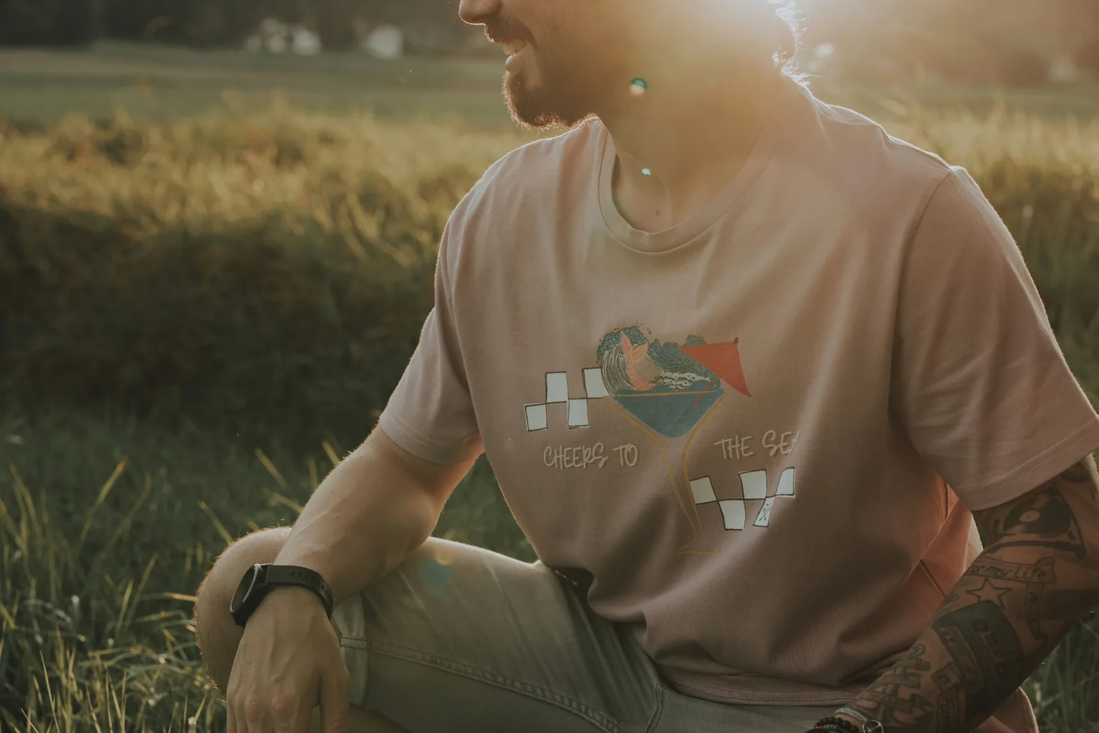 Cheers to the Sea - Shirt aus Bio-Baumwolle, Ansicht 2