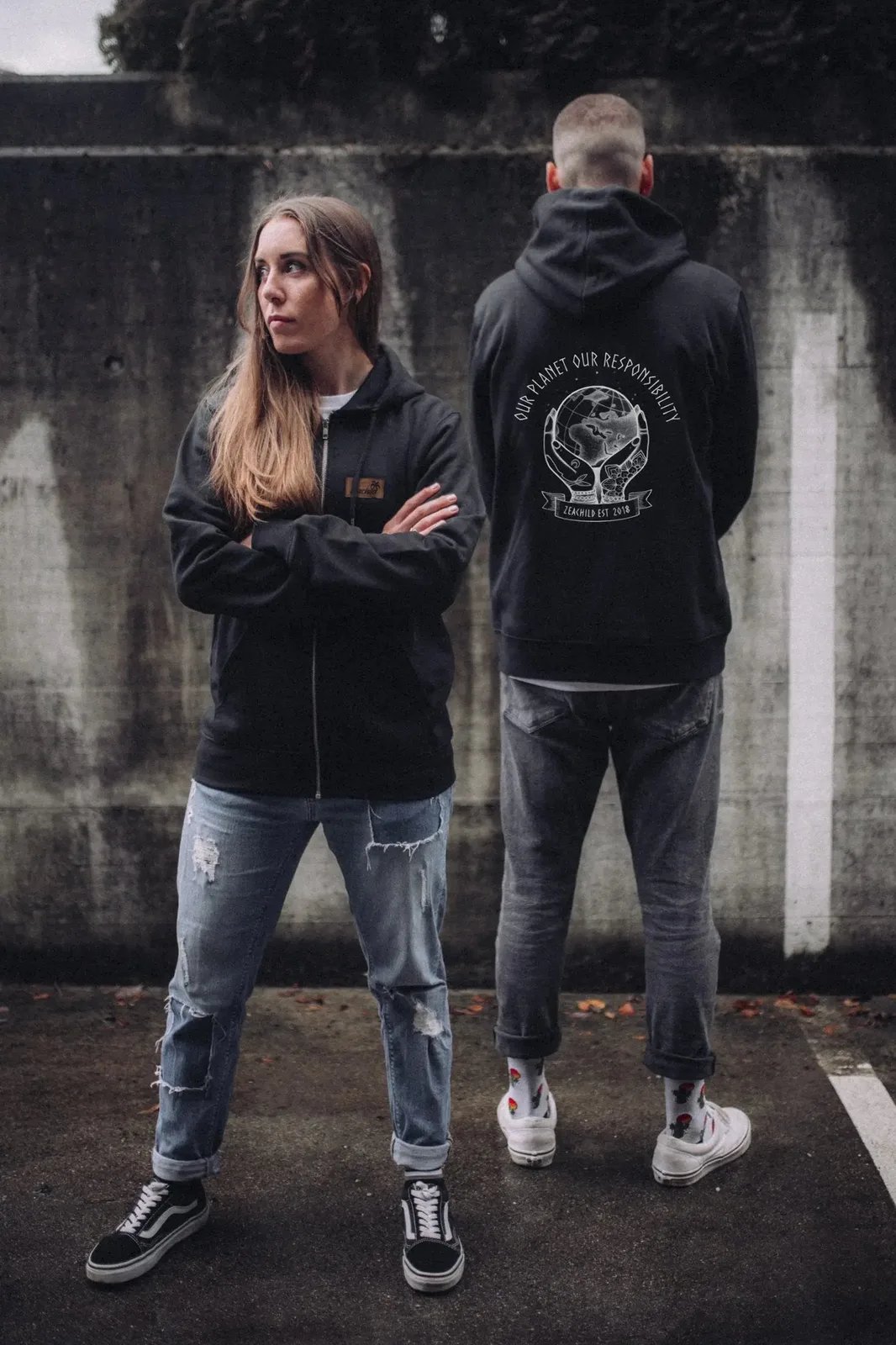 Our Planet ZipHoodie Unisex — Bild 3