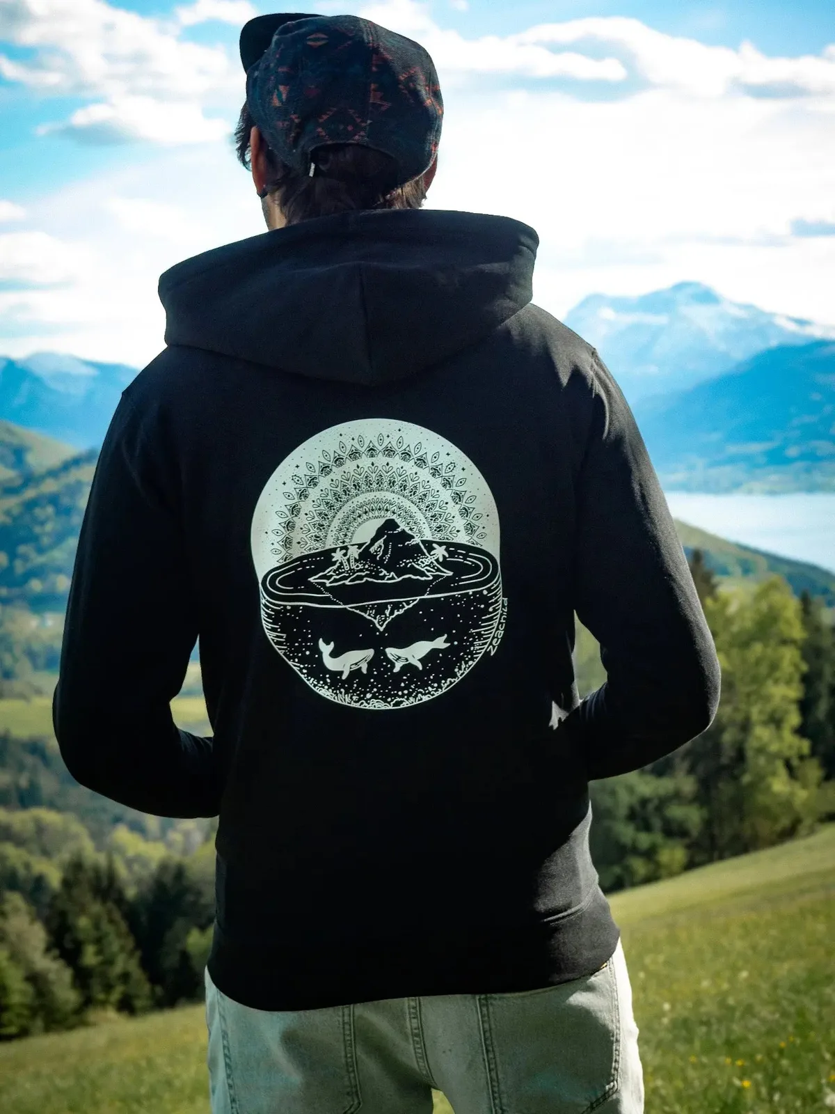 Wal Mandala ZipHoodie Unisex, Ansicht 2
