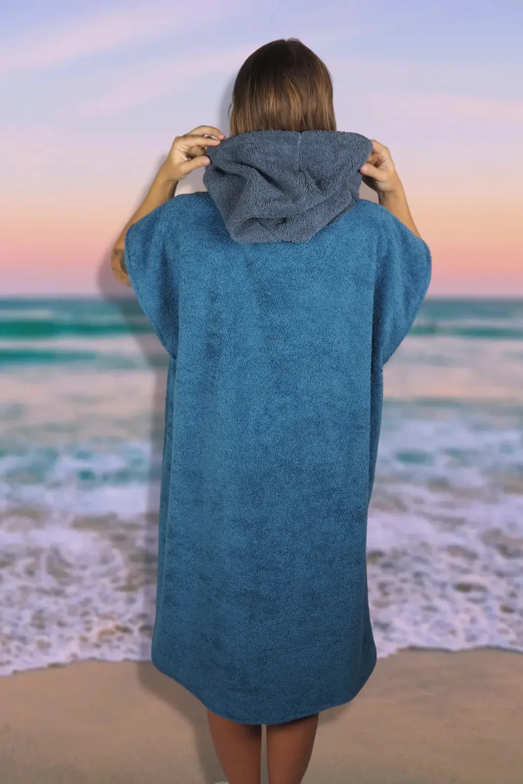 Surfponcho Deep Blue Unisex aus Bio-Frotte, Ansicht 3