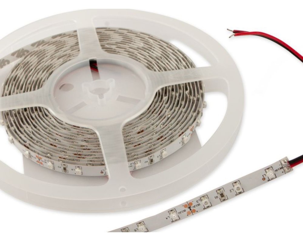 Synergy 21 S21-LED-F00040 Universal strip light Innenraum 300Lampen 5000mm Neonröhre