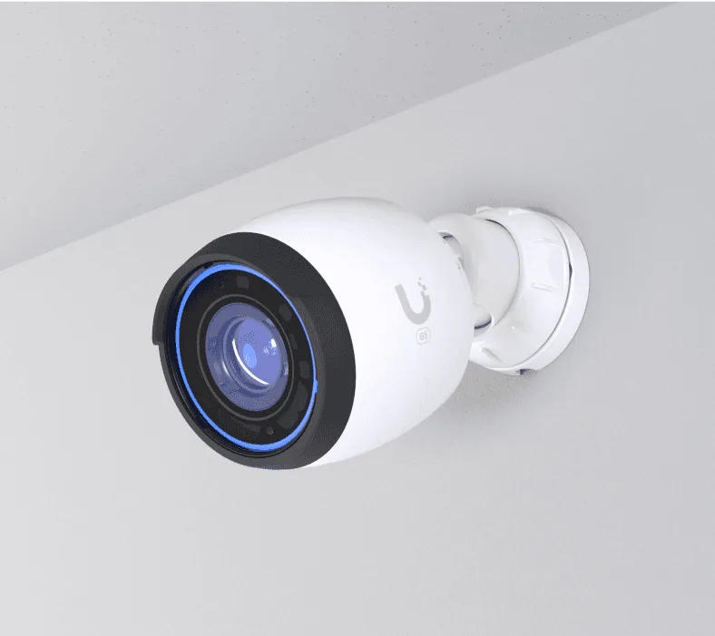 UbiQuiti IP-Cam outdoor 4K AI 3xZoom 8MP/30fps/3xZoom/IR/Micro/PoE - Netzwerkkamera, Ansicht 3