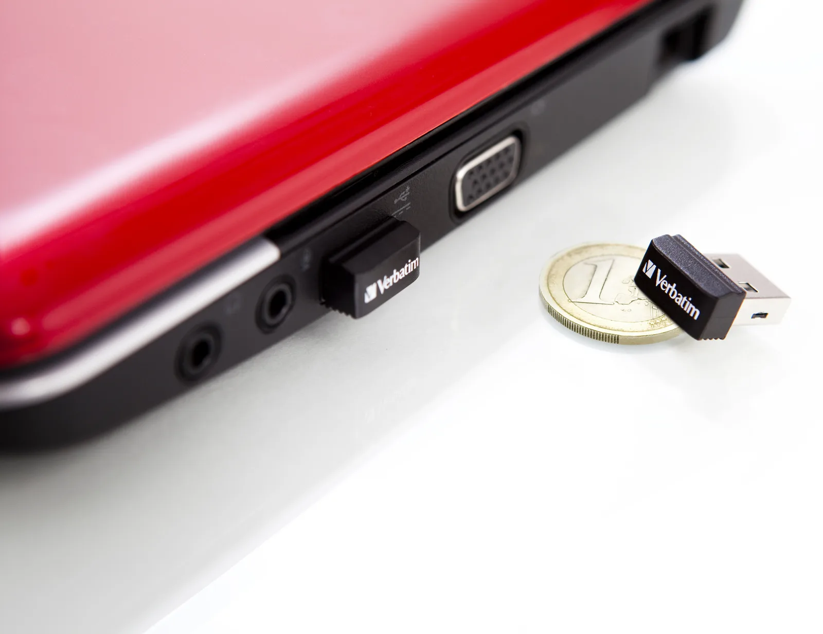 Verbatim Store 'n' Stay NANO - USB-Flash-Laufwerk - 32 GB USB 2.0, Ansicht 4