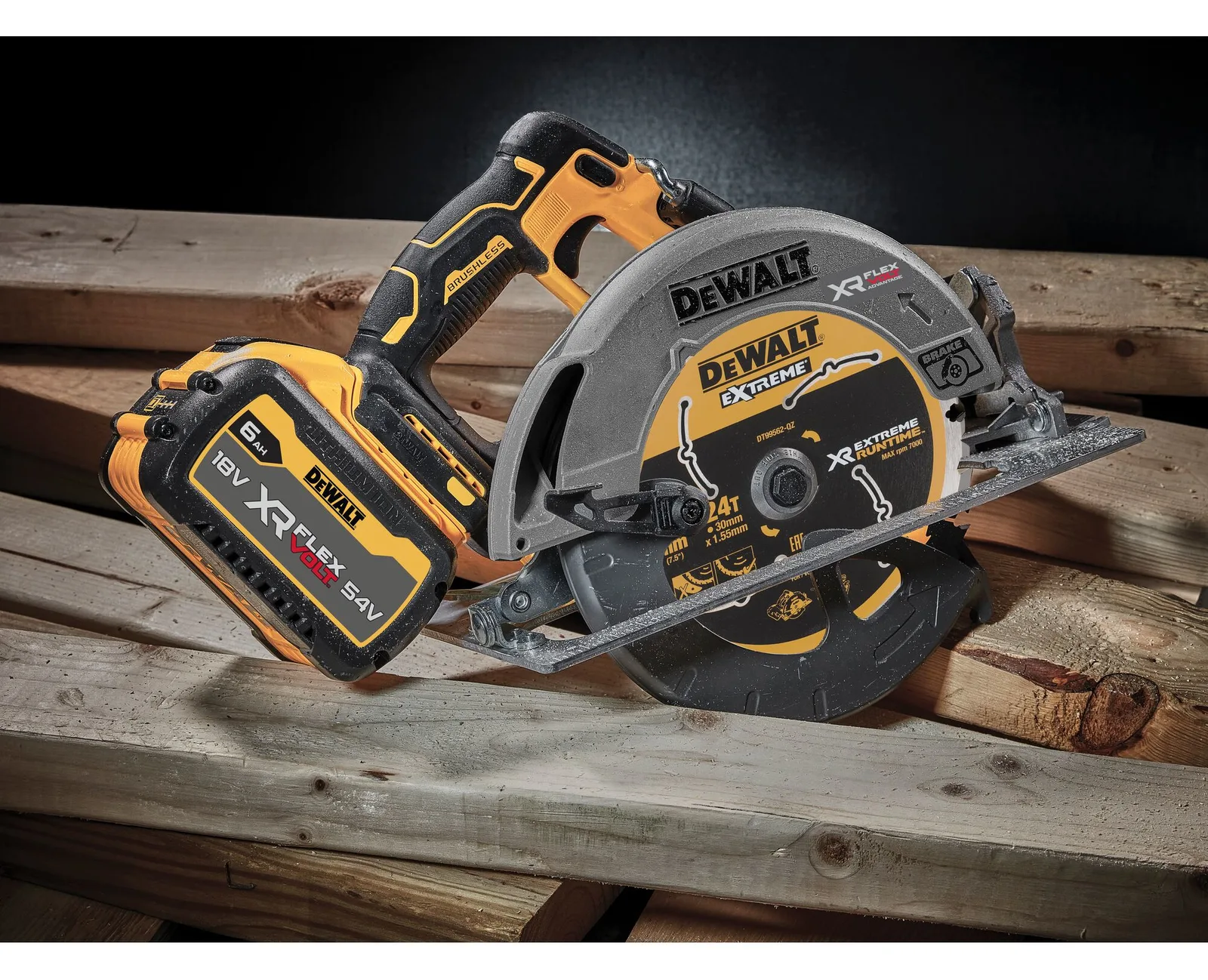 DeWalt DCS573NT 54V XR FlexVolt Akku-Handkreissäge solo inkl. Koffer, Ansicht 4