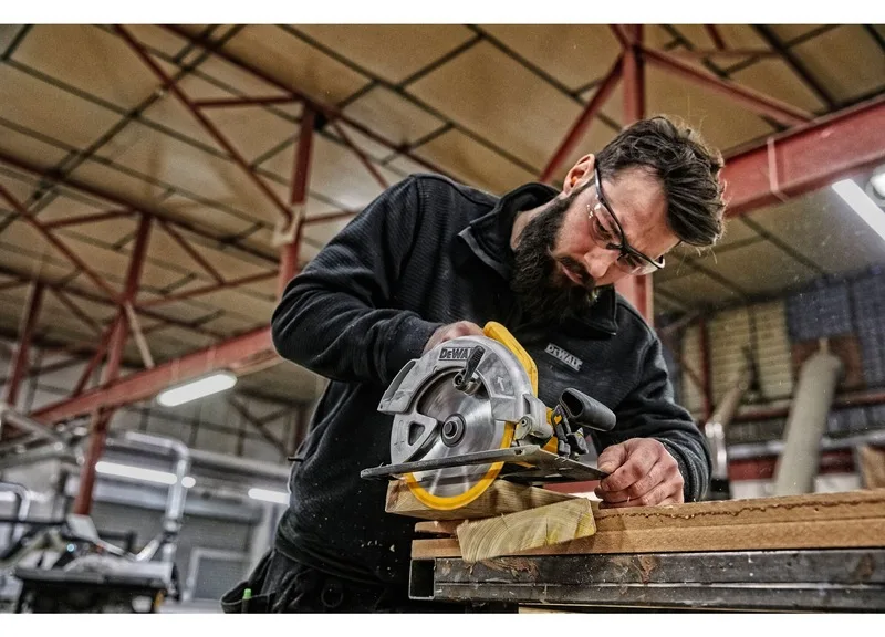 DeWalt DWE560 Elektro-Handkreissäge, Ansicht 2