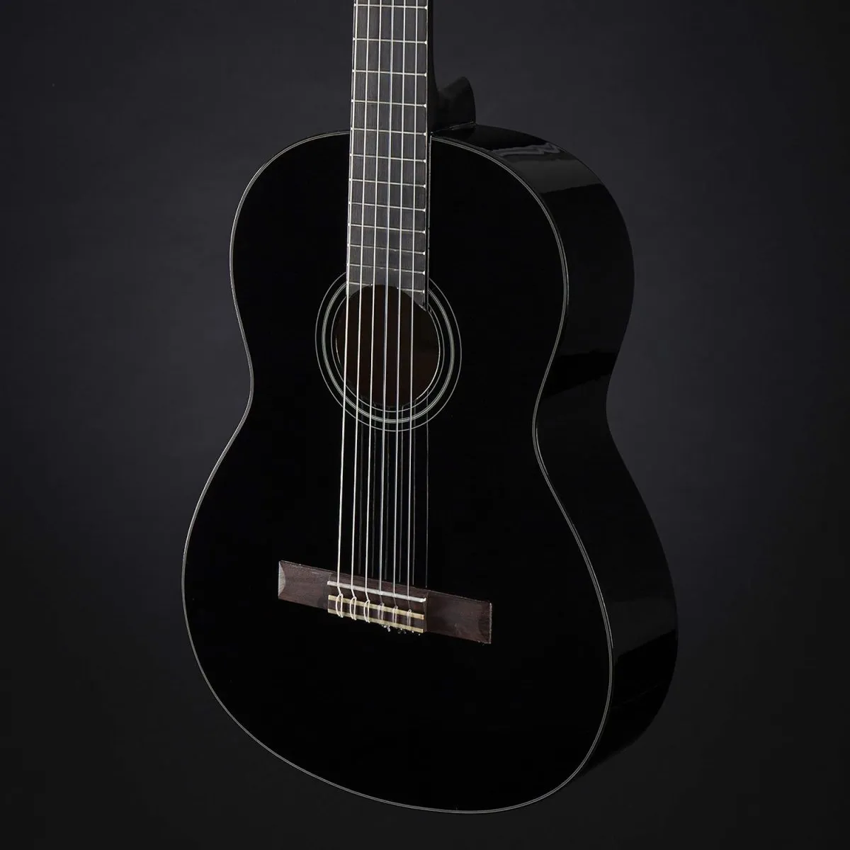 Yamaha C40 Konzertgitarre – 4/4 Holzgitarre (65 cm, 25 9/16” Mensur), 6 Nylonsaiten, für Anfänger — Bild 4