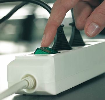 Brennenstuhl Eco-Line - Steckdosenleiste - Ausgangsanschlüsse: 10 - Schwarz von LumaTech