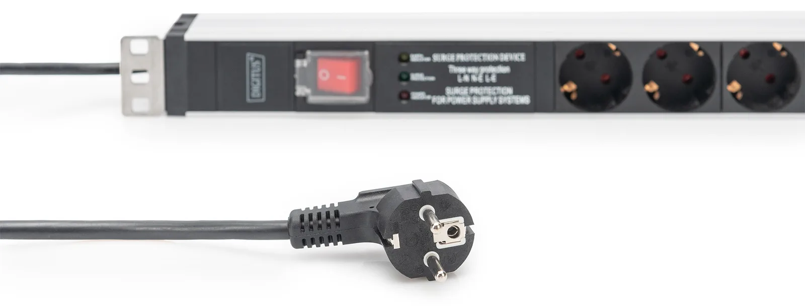 DIGITUS Stromverteilungseinheit (Rack - einbaufähig) - Wechselstrom 230 V - 3600 VA - 1-phasig, Ansicht 4