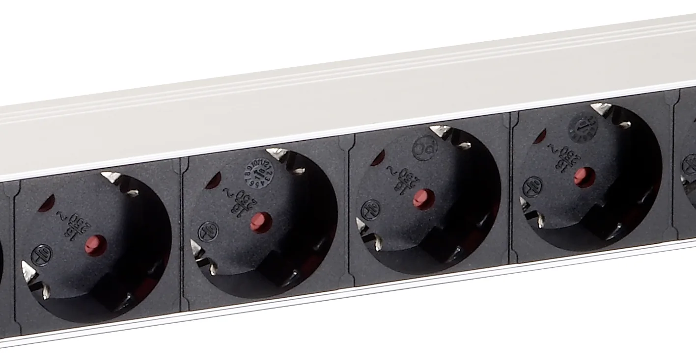 Equip Stromverteilungseinheit (Rack - einbaufähig) - Wechselstrom - 3.5 kW - Ausgangsanschlüsse: 8 - 1U - 19, Ansicht 3