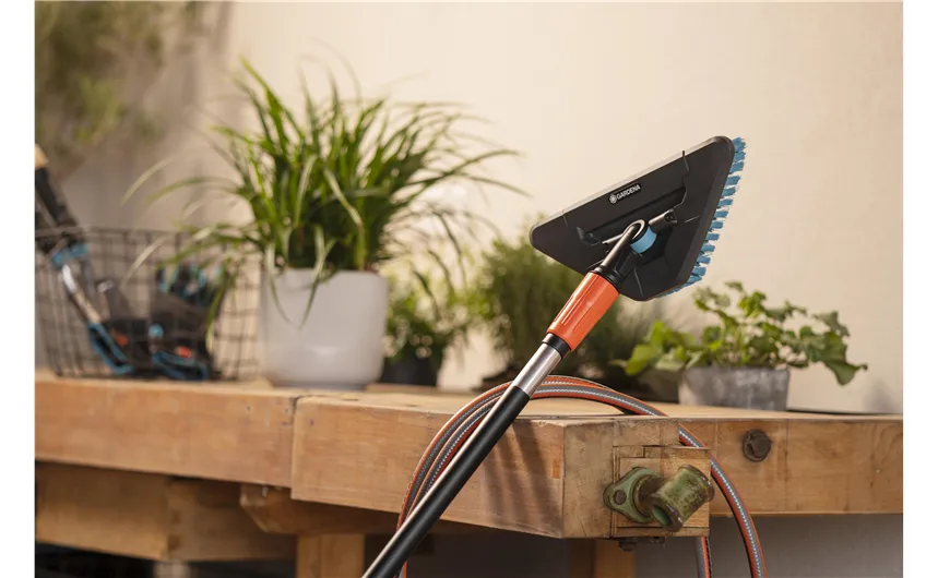 Gardena Cleansystem Stielbürste hard flex, Ansicht 3