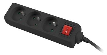 Lanberg PS1-03E-0150-BK - 1,5 m - Drinnen - Typ E - Schwarz - 3 AC-Ausgänge - 2500 W von LumaTech