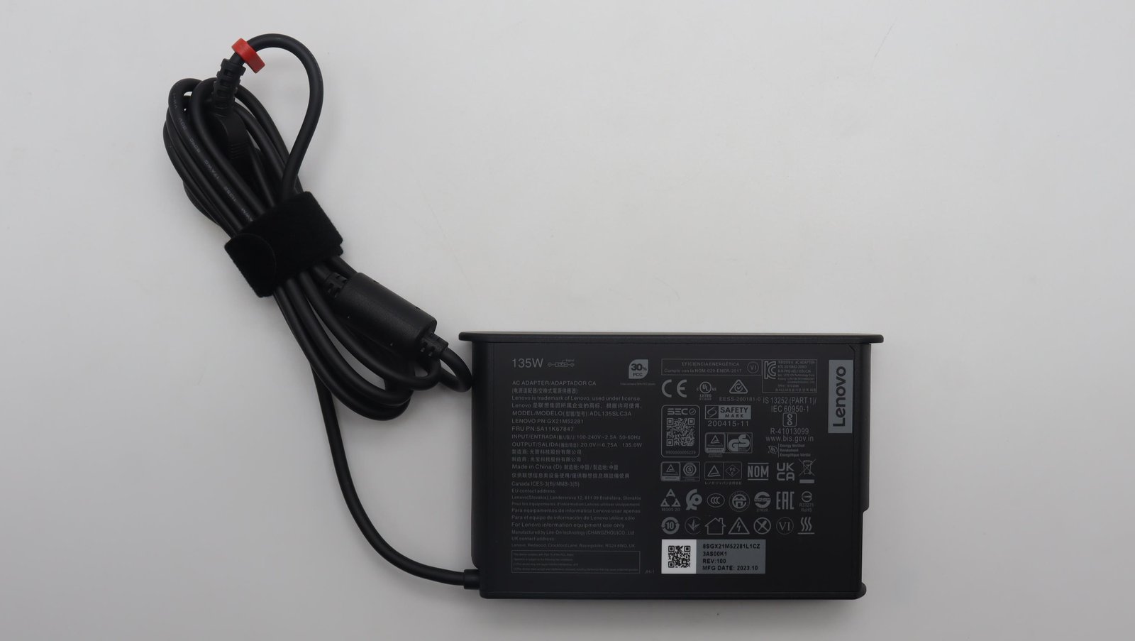 Lenovo AC_ADAPTER Slim 3P WW LTN 5A11K67847 - PC-/Server Netzteil