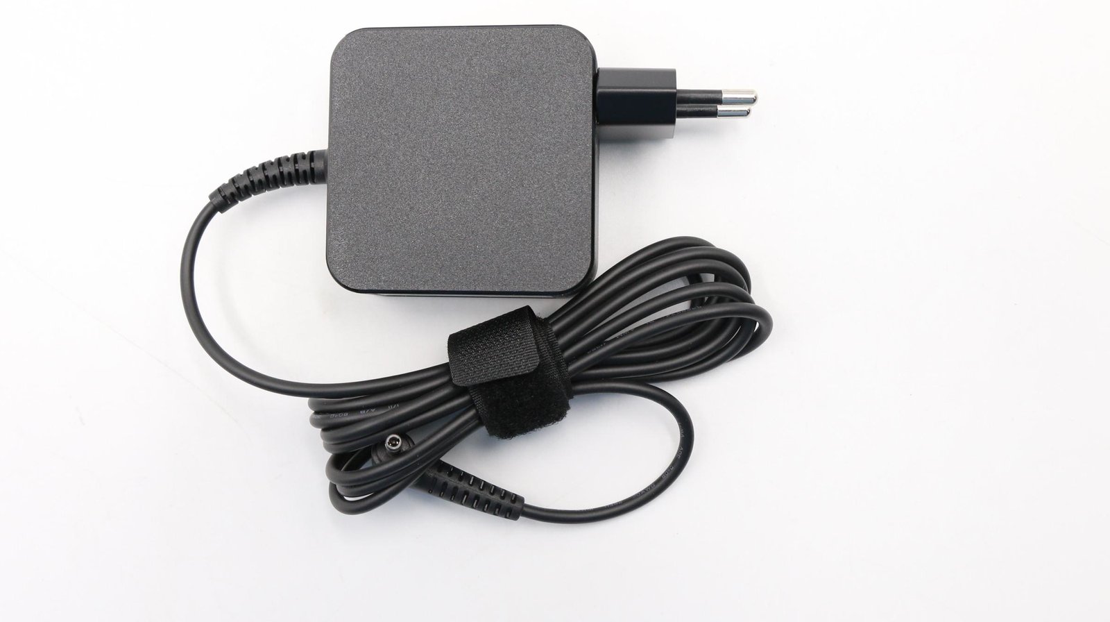 Lenovo Lite-On PA-1450-55LU - Netzteil - Wechselstrom 100-240 V - 45 Watt - FRU, (CRU)