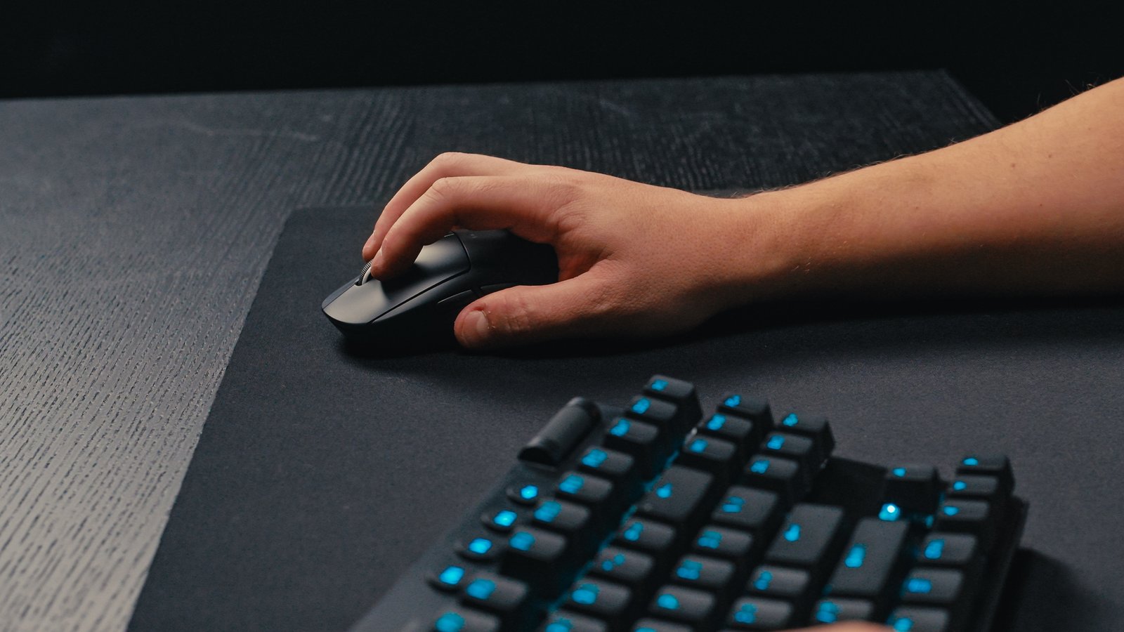 Logitech G PRO X SUPERLIGHT 2 - Maus - optisch