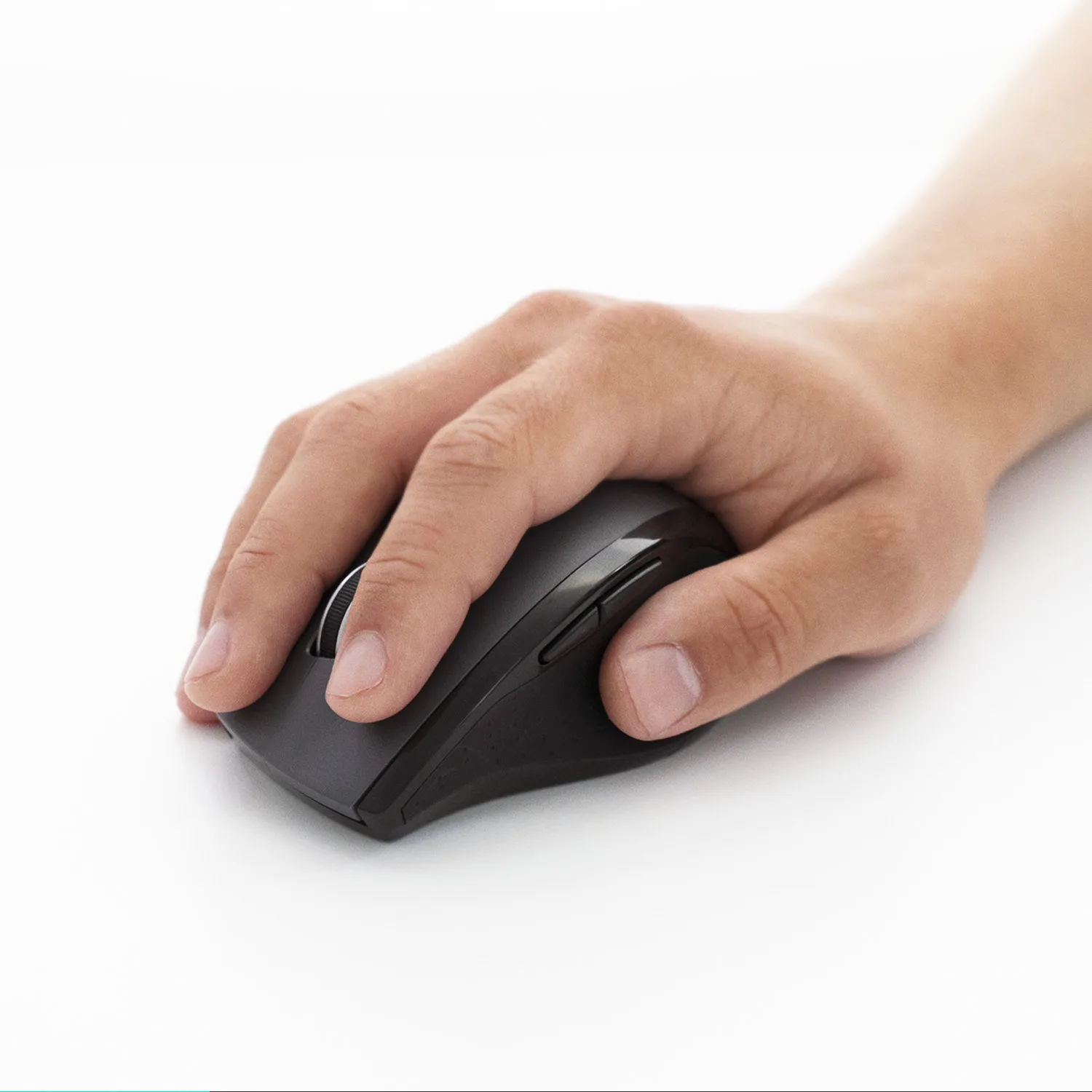 Logitech Marathon M705 - Maus - Für Rechtshänder - Laser - kabellos - 2.4 GHz - kabelloser Empfänger (USB), Ansicht 2