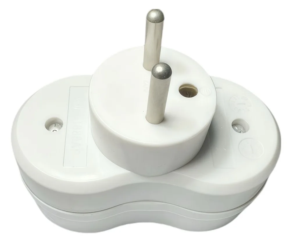 MicroConnect Plug on/off switch EU to 2French Type E White, Ansicht 2