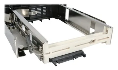 StarTech.com SATA Wechselrahmen 5,25 Zoll trägerlos - Mobiles Festplatten Speicher Rack für 8,9cm (3,5), Ansicht 2