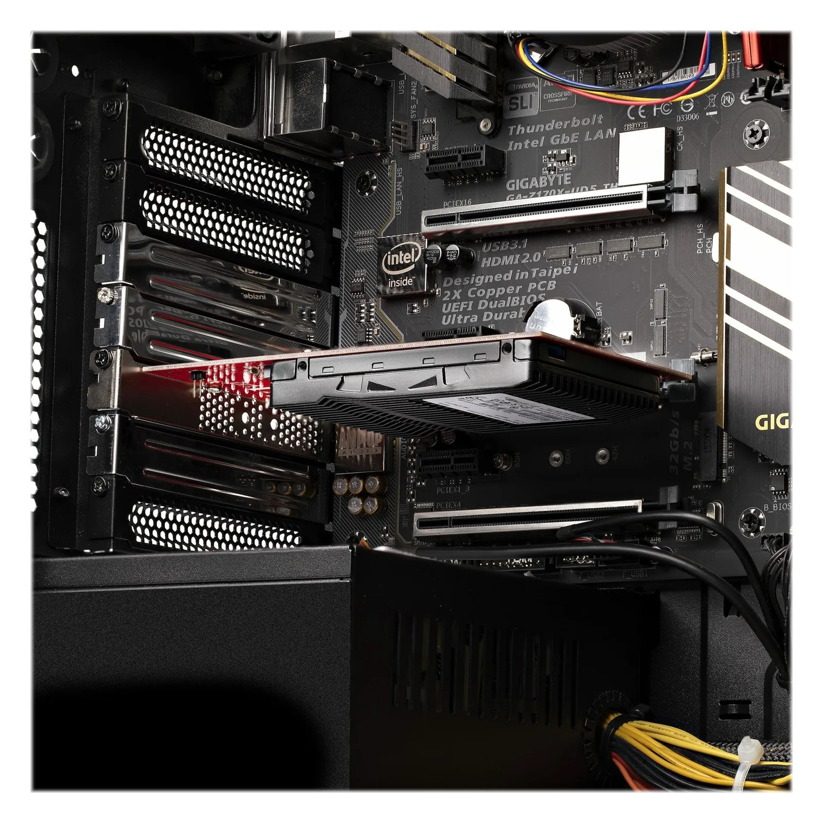 StarTech.com U.3 to PCIe Adapter Card, PCIe 4.0 x4 Adapter For 2.5 U.3 NVMe SSDs, SFF-TA-1001 PCI Express Add-in Card, Ansicht 3