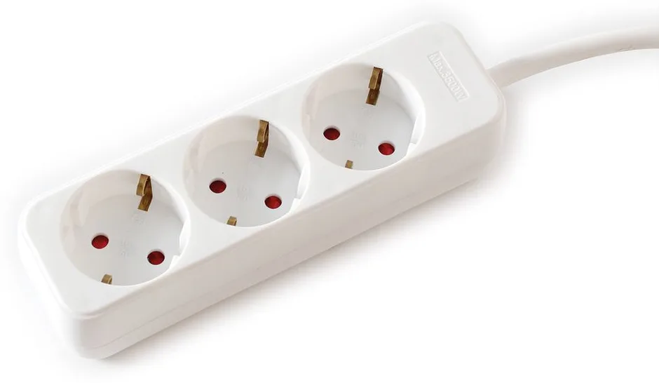 VALUE Steckdosenleiste - Wechselstrom 250 V - 3600 Watt - Eingabe, Eingang CEE 7/4 - Ausgangsanschlüsse: 3 (3 x CEE 7/4) - 1,5 m, Ansicht 2