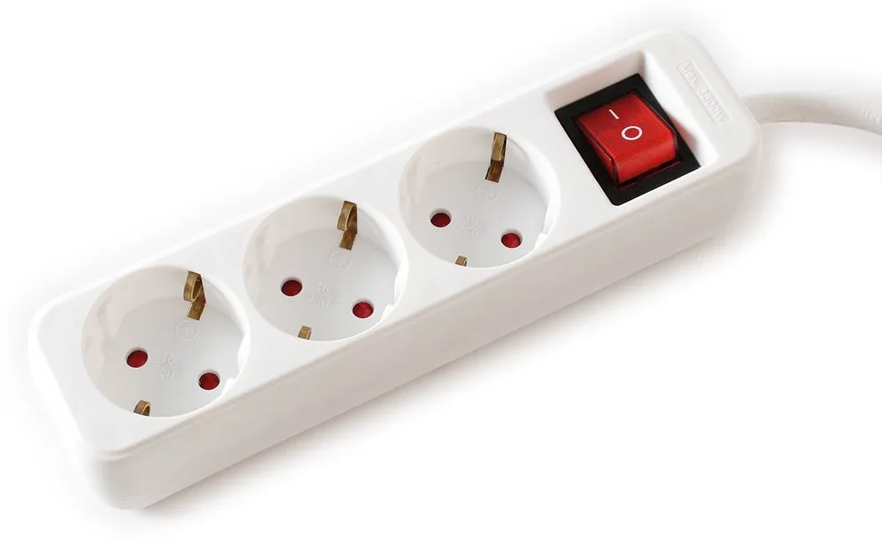 VALUE Steckdosenleiste - Wechselstrom 250 V - 3600 Watt - Eingabe, Eingang CEE 7/4 - Ausgangsanschlüsse: 3 (3 x CEE 7/4) - 10 m, Ansicht 2