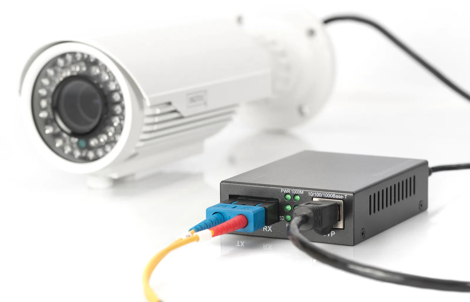 DIGITUS Gigabit PoE Medienkonverter, RJ45 / SC, MM, PSE, Ansicht 2
