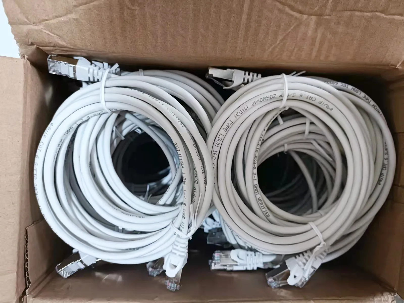 Equip Patch-Kabel - RJ-45 (M) zu RJ-45 (M), Ansicht 3