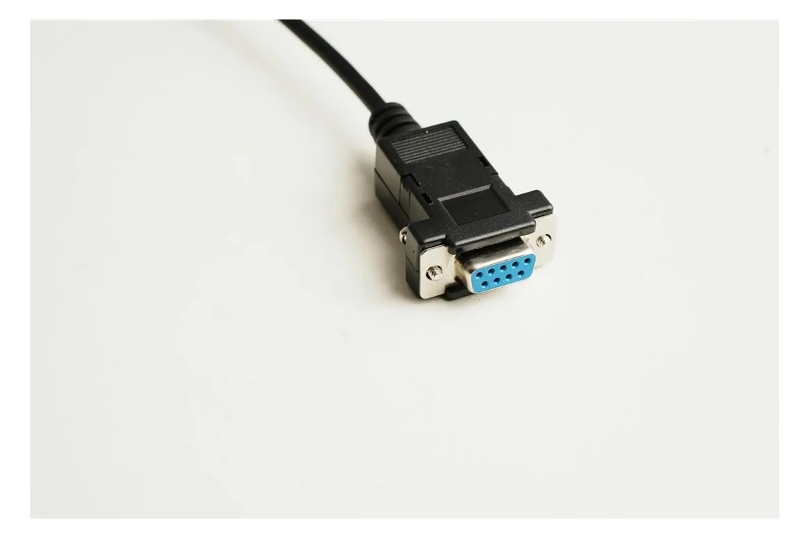 MicroConnect Serielles / paralleles Kabel - DB-9 (W) - Schwarz, Ansicht 4